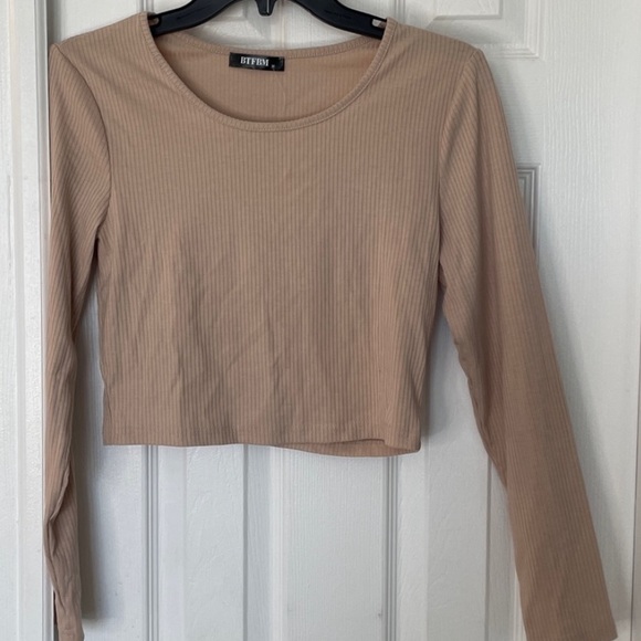 BTFBM LONG SLEEVE RIBBED TAN CROP TOP & WIDE LEG PANTS 2-PIECE LOUNGE SET SZ MED - Picture 7 of 8